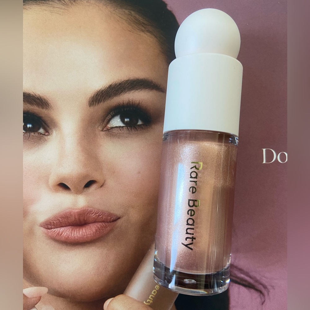 RARE BEAUTY LIQUID HIGHLIGHTER-SHADE TRANSCEND BRAND NEW 0.5FLoz FULLSIZE 15ML